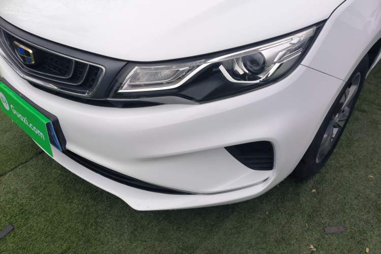Used Geely Auto Emgrand GL 2017 1.8L Manual Elite Model Left Front Headlight