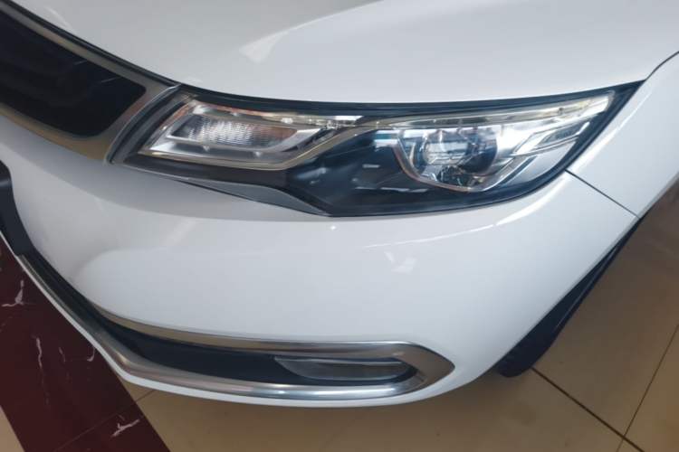 Used Geely Auto Emgrand GL 2017 1.3T Manual Elite Model Left Front Headlight