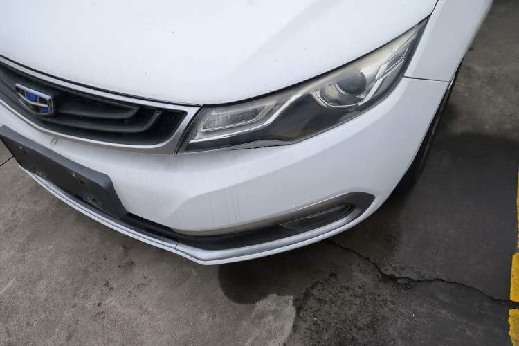 Used Geely Auto Emgrand GL 2017 1.3T Manual Elite Model Left Front Headlight