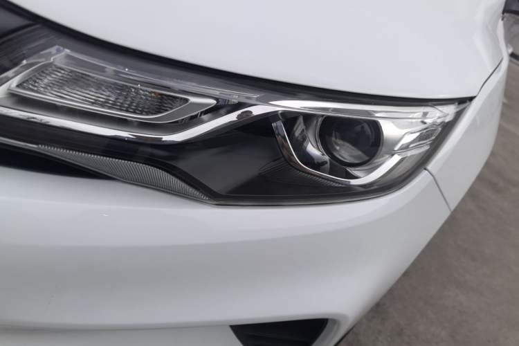 Used Geely Auto Emgrand GL 2017 1.8L DCT Elite Model Left Front Headlight
