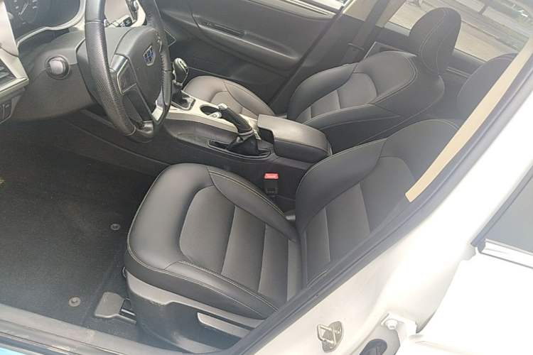Used Geely Auto Emgrand GL 2017 1.3T Manual Elite Model Left Front Seat