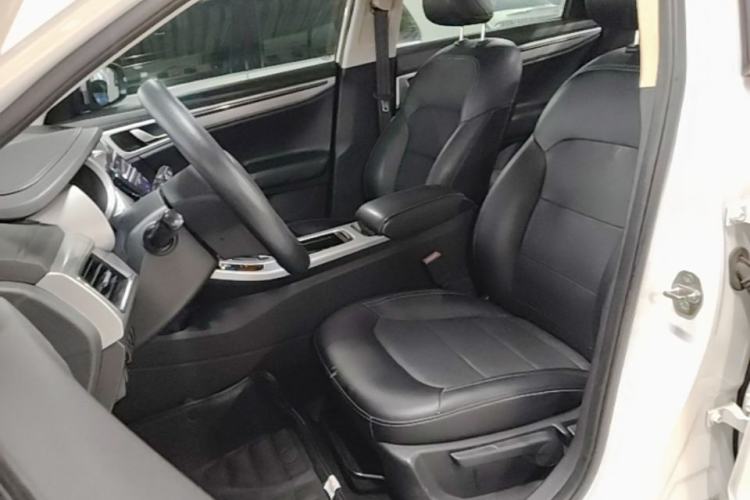 Used Geely Auto Emgrand GL 2017 1.3T DCT Elite Model Left Front Seat