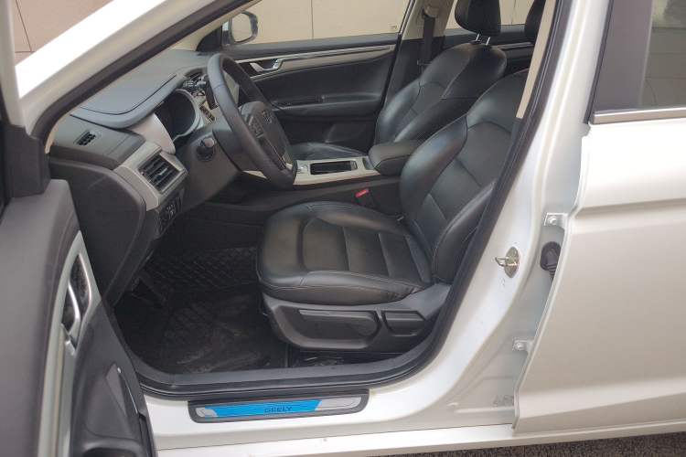 Used Geely Auto Emgrand GL 2017 1.3T DCT Elite Model Left Front Seat