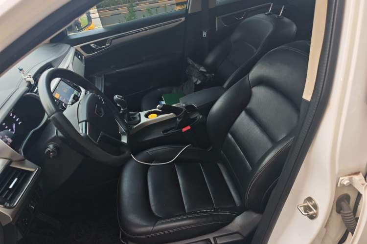 Used Geely Auto Emgrand GL 2017 1.8L Manual Elite Model Left Front Seat