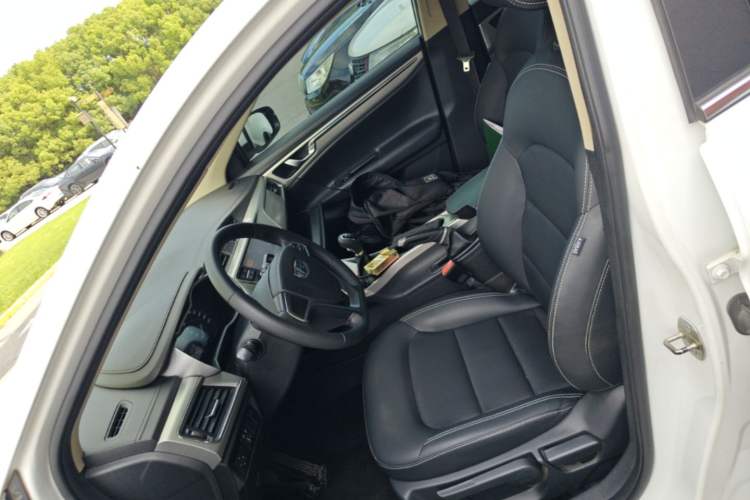 Used Geely Auto Emgrand GL 2017 1.3T Manual Elite Model Left Front Seat