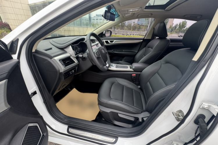 Used Geely Auto Emgrand GL 2017 1.3T DCT Elite Model Left Front Seat