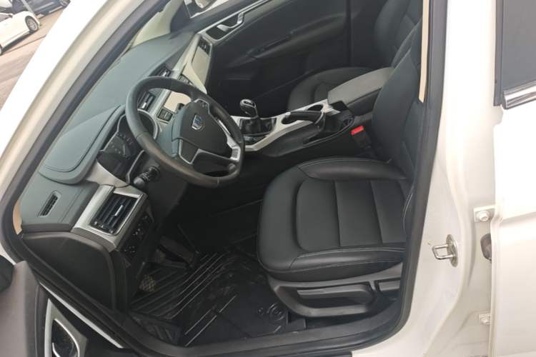 Used Geely Auto Emgrand GL 2017 1.8L Manual Elite Model Left Front Seat