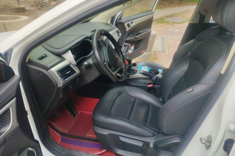 Used Geely Auto Emgrand GL 2017 1.8L Manual Elite Model Left Front Seat