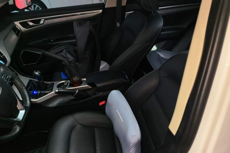 Used Geely Auto Emgrand GL 2017 1.8L Manual Elite Model Left Front Seat