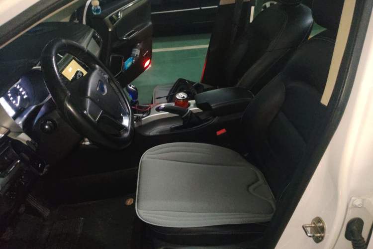 Used Geely Auto Emgrand GL 2017 1.8L Manual Elite Model Left Front Seat