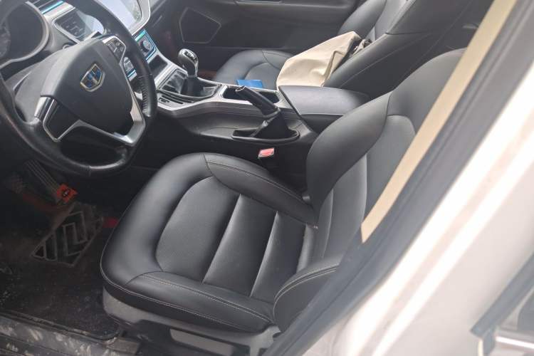 Used Geely Auto Emgrand GL 2017 1.8L Manual Elite Model Left Front Seat