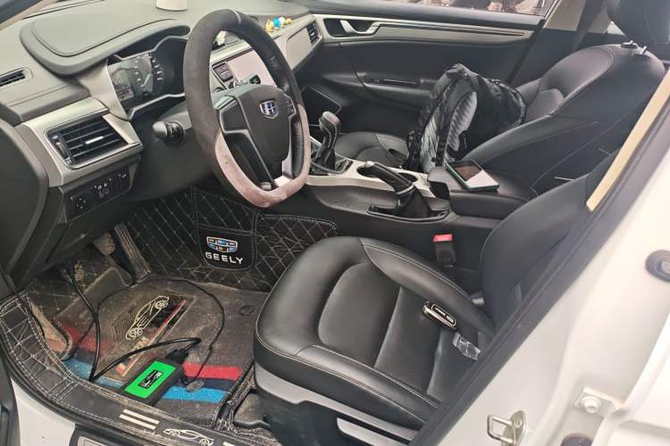 Used Geely Auto Emgrand GL 2017 1.8L Manual Elite Model Left Front Seat