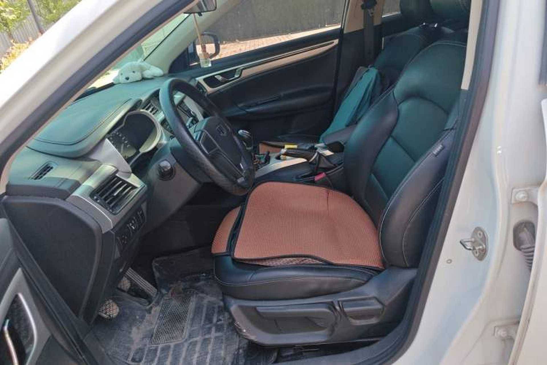 Used Geely Auto Emgrand GL 2017 1.8L Manual Elite Model Left Front Seat