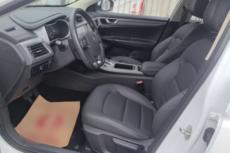 Used Geely Auto Emgrand GL 2017 1.8L DCT Elite Model Left Front Seat