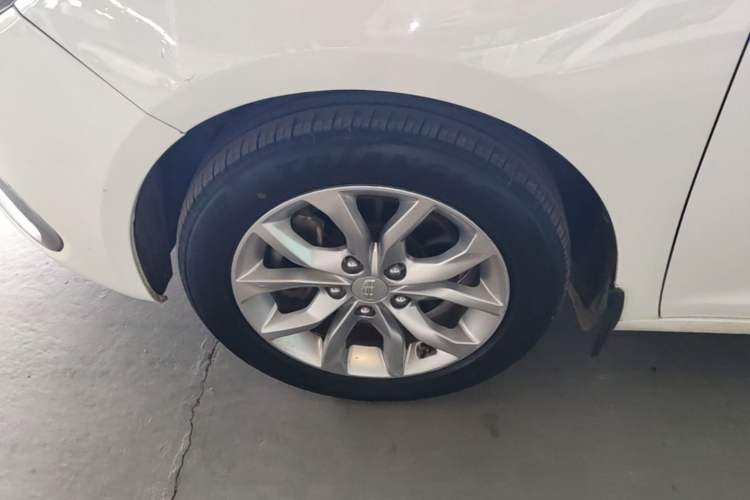 Used Geely Auto Emgrand GL 2017 1.3T DCT Elite Model Left Front Wheel Hub