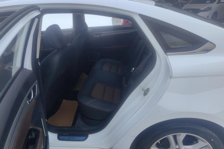 Used Geely Auto Emgrand GL 2017 1.3T DCT Luxury Model Left Rear Seat