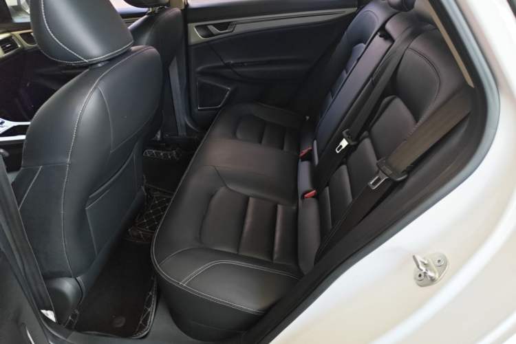 Used Geely Auto Emgrand GL 2017 1.8L DCT Elite Model Left Rear Seat