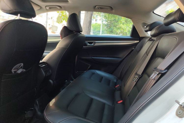 Used Geely Auto Emgrand GL 2017 1.3T DCT Elite Model Left Rear Seat