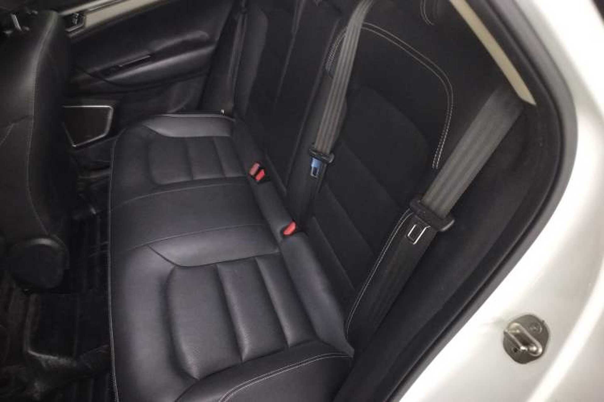 Used Geely Auto Emgrand GL 2017 1.3T DCT Elite Model Left Rear Seat