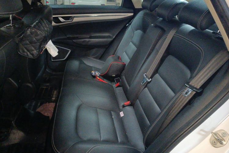 Used Geely Auto Emgrand GL 2017 1.8L DCT Elite Model Left Rear Seat