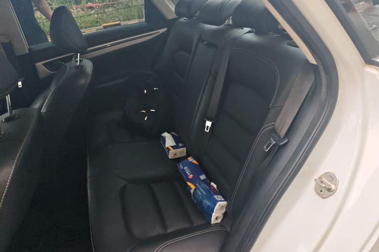 Used Geely Auto Emgrand GL 2017 1.8L Manual Elite Model Left Rear Seat
