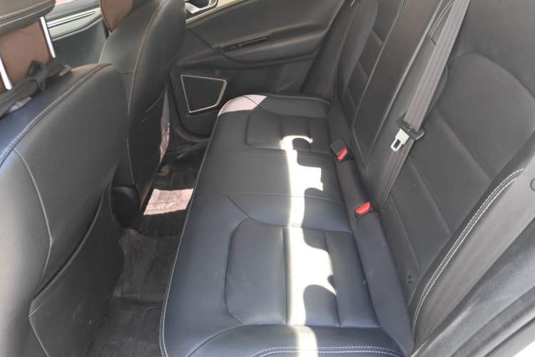 Used Geely Auto Emgrand GL 2017 1.3T DCT Elite Model Left Rear Seat