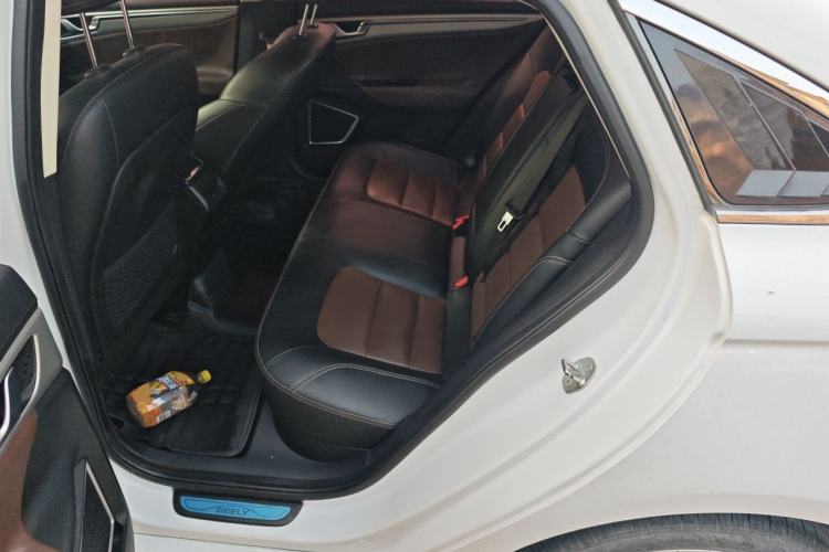 Used Geely Auto Emgrand GL 2017 1.3T DCT Luxury Model Left Rear Seat