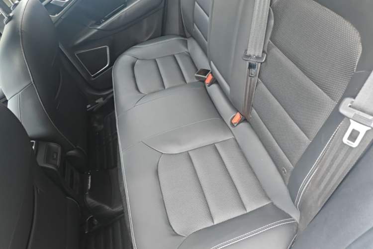 Used Geely Auto Emgrand GL 2017 1.3T DCT Elite Model Left Rear Seat