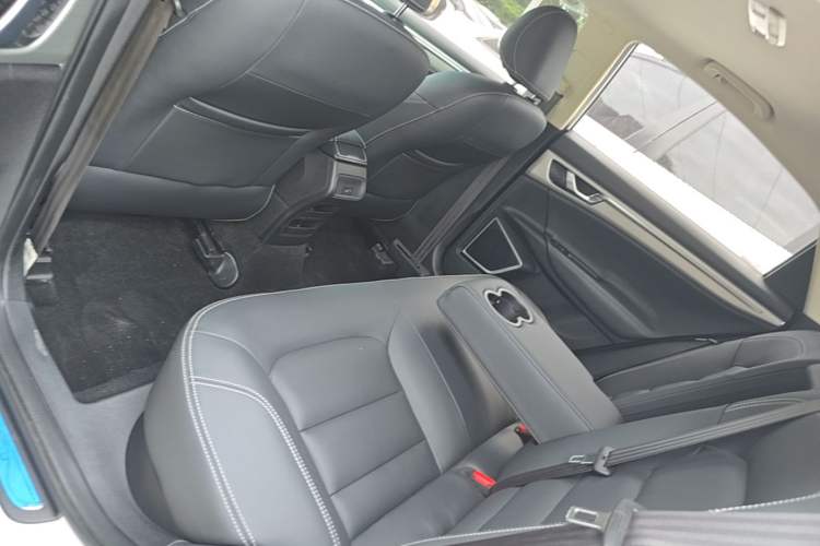 Used Geely Auto Emgrand GL 2017 1.8L Manual Elite Model Left Rear Seat