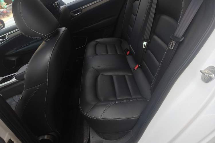 Used Geely Auto Emgrand GL 2017 1.8L DCT Elite Model Left Rear Seat