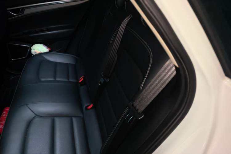 Used Geely Auto Emgrand GL 2017 1.8L Manual Elite Model Left Rear Seat