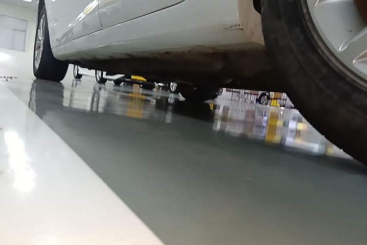 Used Geely Auto Emgrand GL 2017 1.3T DCT Elite Model Left Side Sill