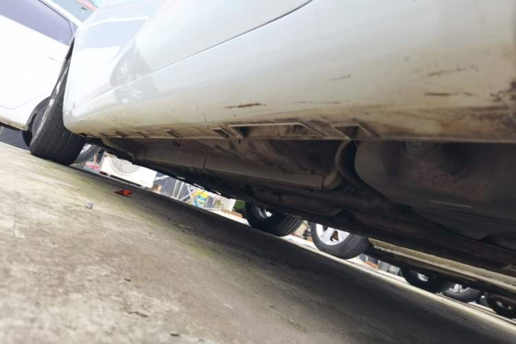 Used Geely Auto Emgrand GL 2017 1.8L Manual Elite Model Left Side Sill