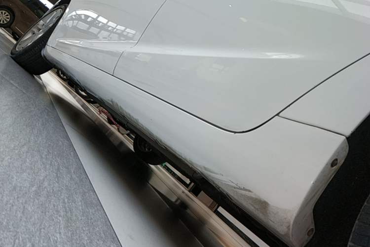 Used Geely Auto Emgrand GL 2017 1.3T DCT Luxury Model Left Side Sill