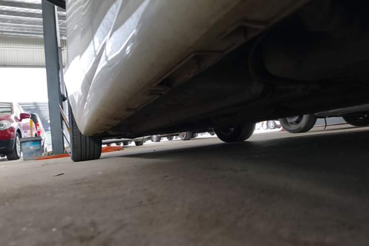 Used Geely Auto Emgrand GL 2017 1.8L Manual Elite Model Left Side Sill