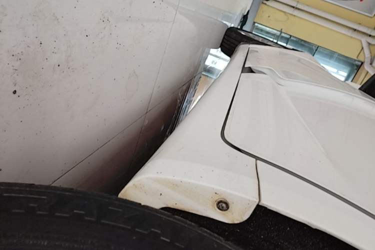 Used Geely Auto Emgrand GL 2017 1.3T DCT Elite Model Left Side Sill