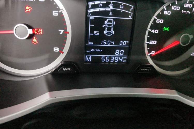 Used Geely Auto Emgrand GL 2017 1.8L Manual Elite Model Odometer Close Up