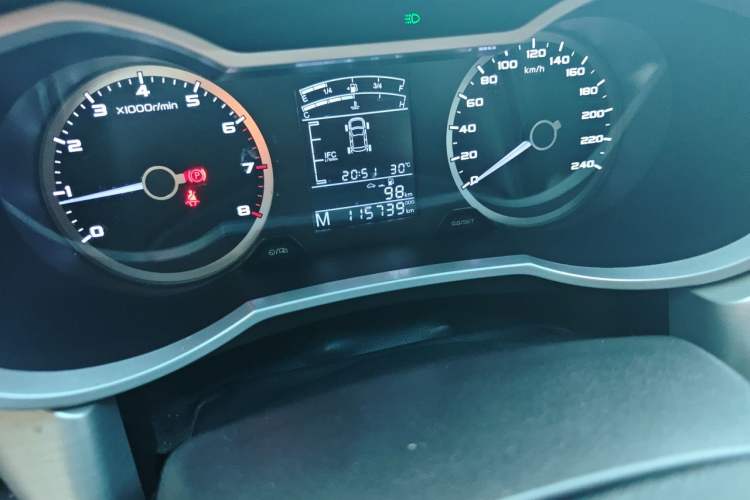 Used Geely Auto Emgrand GL 2017 1.8L Manual Elite Model Odometer Close Up