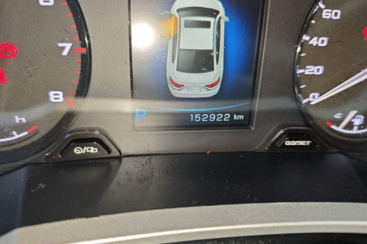 Used Geely Auto Emgrand GL 2017 1.3T DCT Luxury Model Odometer Close Up