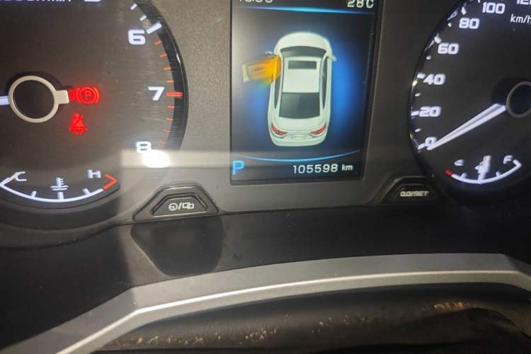 Used Geely Auto Emgrand GL 2017 1.3T DCT Elite Model Odometer Close Up