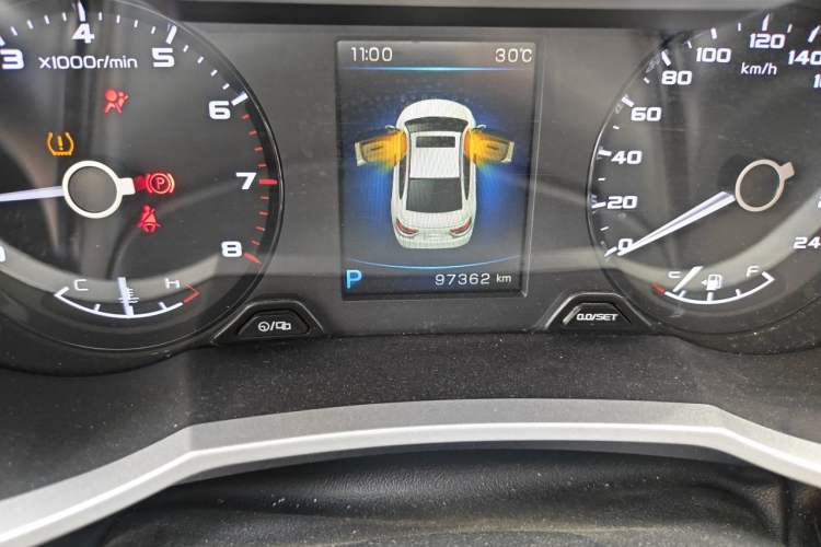Used Geely Auto Emgrand GL 2017 1.3T DCT Elite Model Odometer Close Up