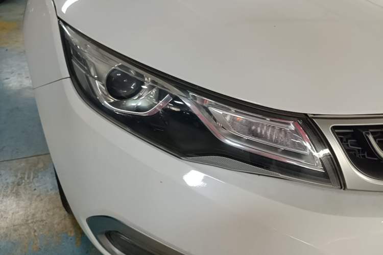 Used Geely Auto Emgrand GL 2017 1.8L DCT Elite Model Right Front Headlight