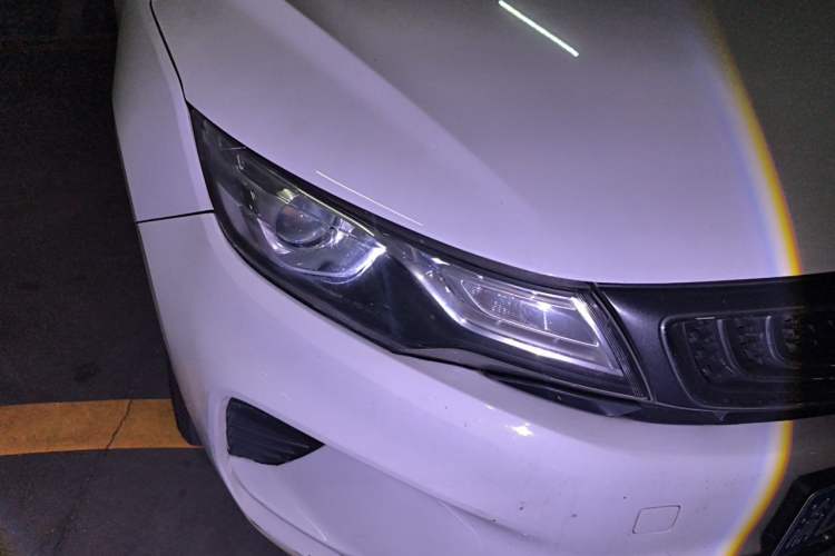 Used Geely Auto Emgrand GL 2017 1.8L Manual Elite Model Right Front Headlight