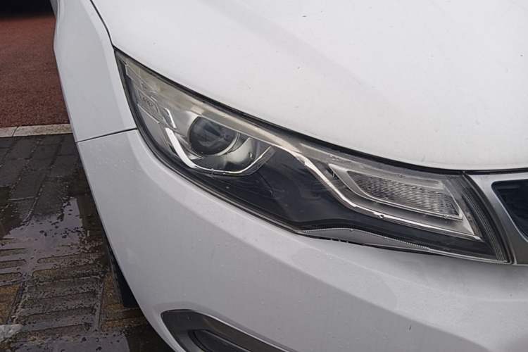 Used Geely Auto Emgrand GL 2017 1.8L DCT Elite Model Right Front Headlight