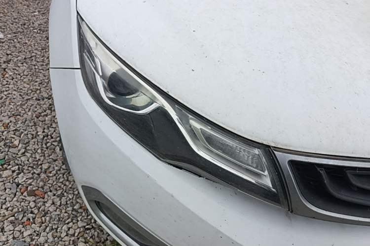 Used Geely Auto Emgrand GL 2017 1.8L Manual Entry-Level Model Right Front Headlight