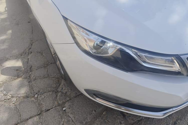 Used Geely Auto Emgrand GL 2017 1.3T Manual Elite Model Right Front Headlight