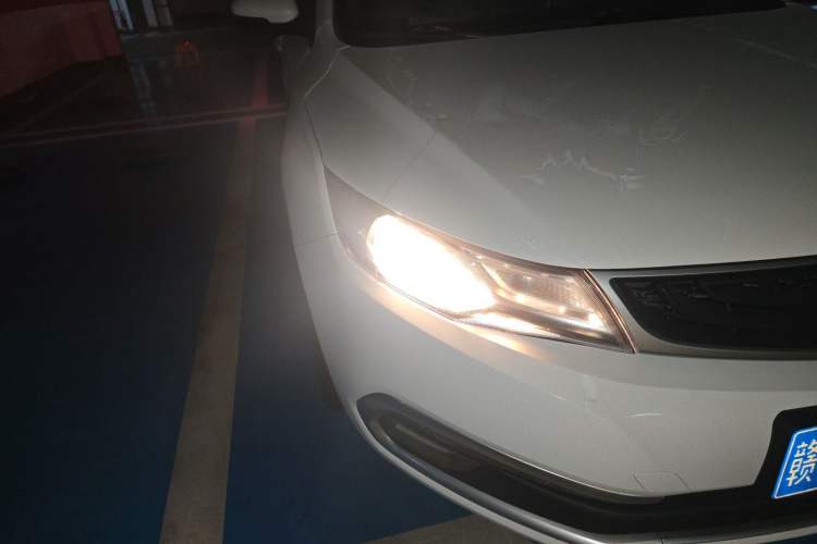 Used Geely Auto Emgrand GL 2017 1.3T DCT Luxury Model Right Front Headlight