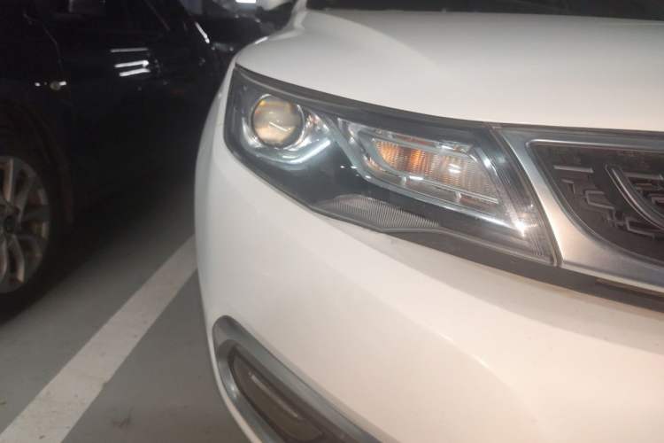 Used Geely Auto Emgrand GL 2017 1.8L DCT Elite Model Right Front Headlight