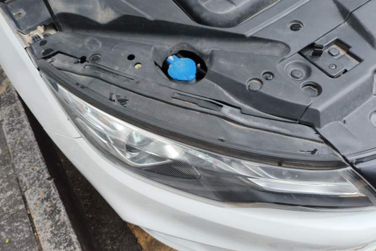 Used Geely Auto Emgrand GL 2017 1.8L DCT Elite Model Right Front Headlight