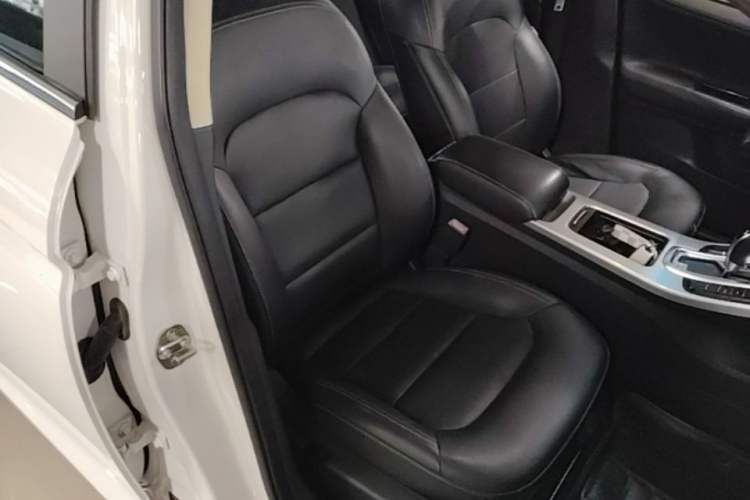 Used Geely Auto Emgrand GL 2017 1.3T DCT Elite Model Right Front Seat